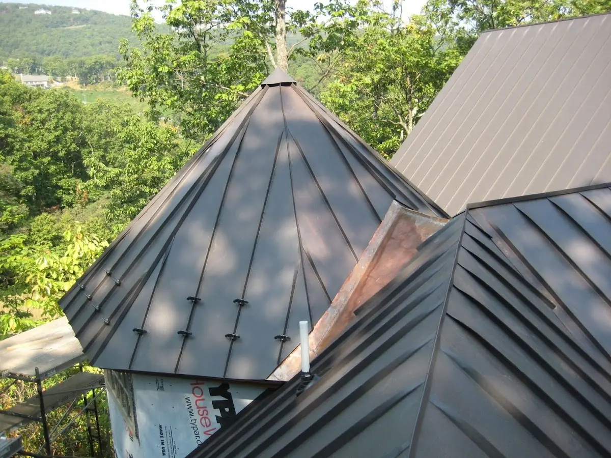 Professional Gutter Cleaning by Craftsman Roofing in Oak View